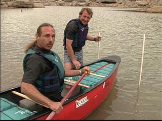 Going straight in a canoe